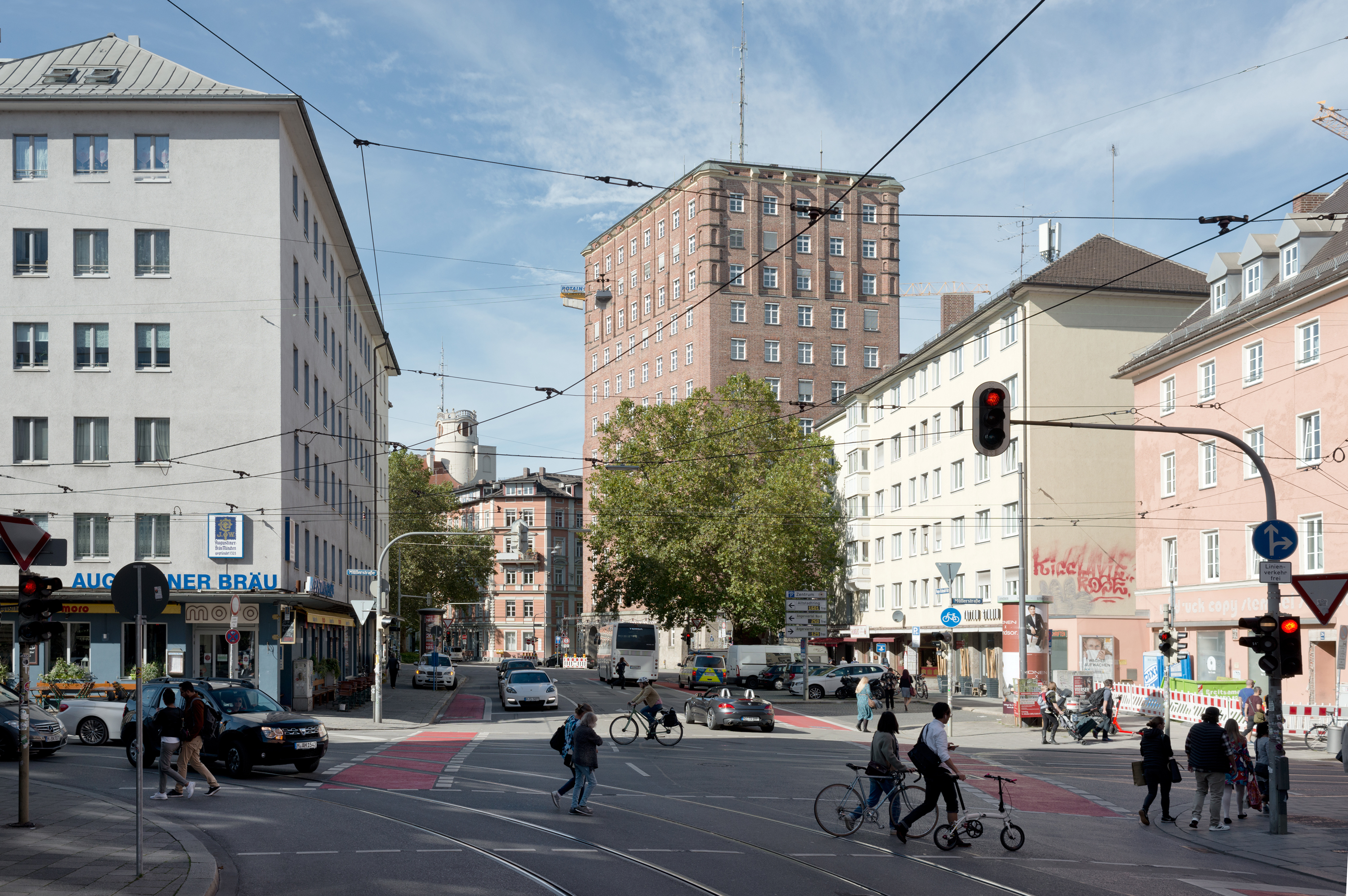 Hoch hinaus vs. 03 Arch.
